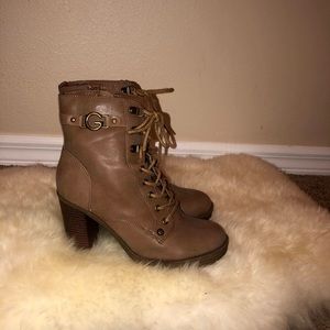 Size 7 guess booties.comfortable, good condition.